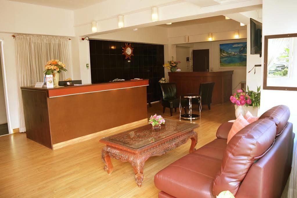 Hotel De Ratt Phuket Luaran gambar