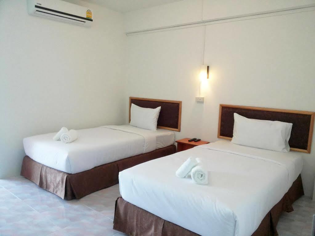 Hotel De Ratt Phuket Luaran gambar