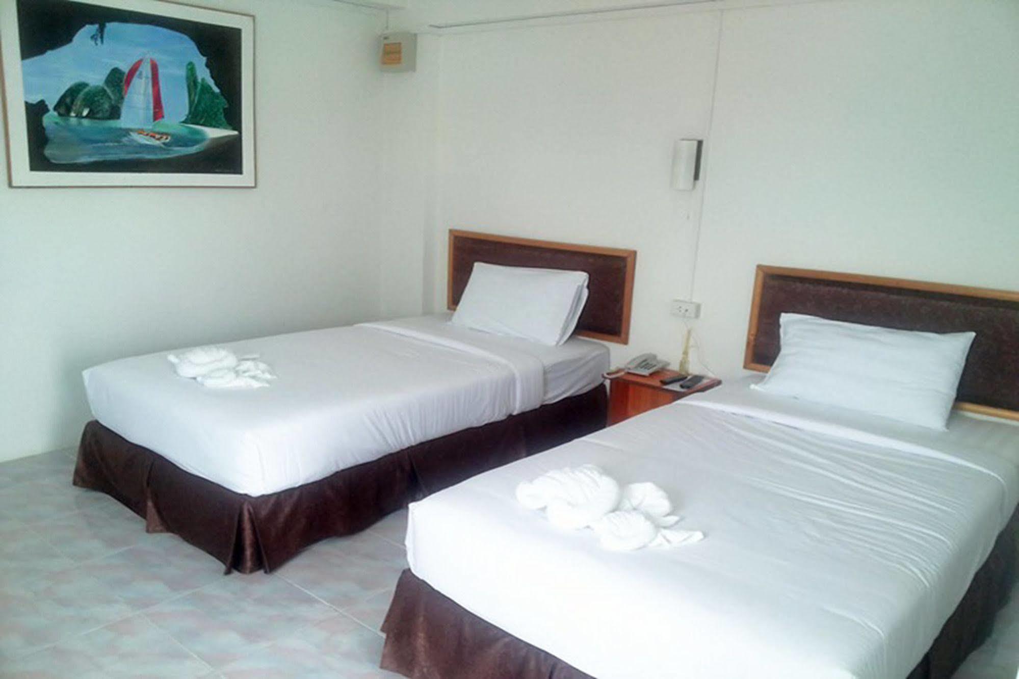 Hotel De Ratt Phuket Luaran gambar